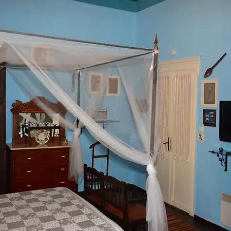 Hotel Cunda Zehra Teyzenin Evi Ayvalı