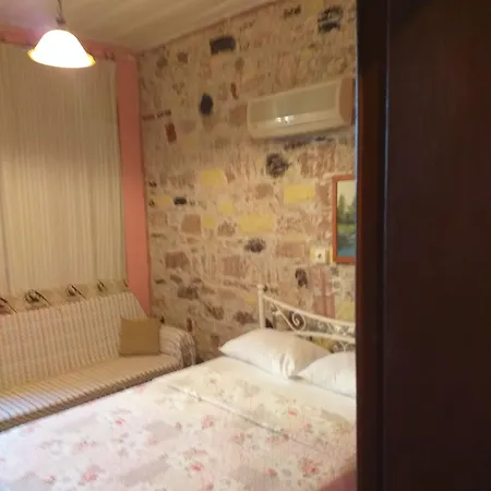 Hotel Cunda Zehra Teyzenin Evi Ayvalik