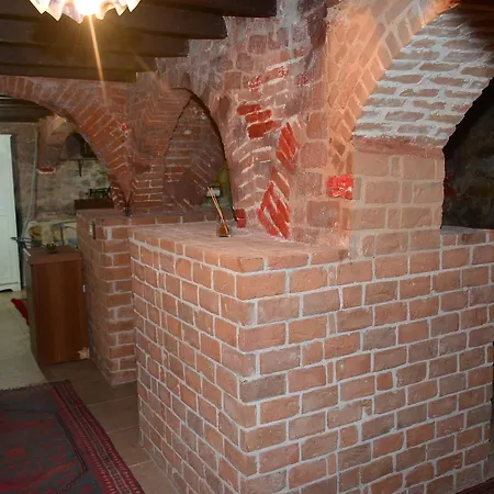 Hotel Cunda Zehra Teyzenin Evi 2*